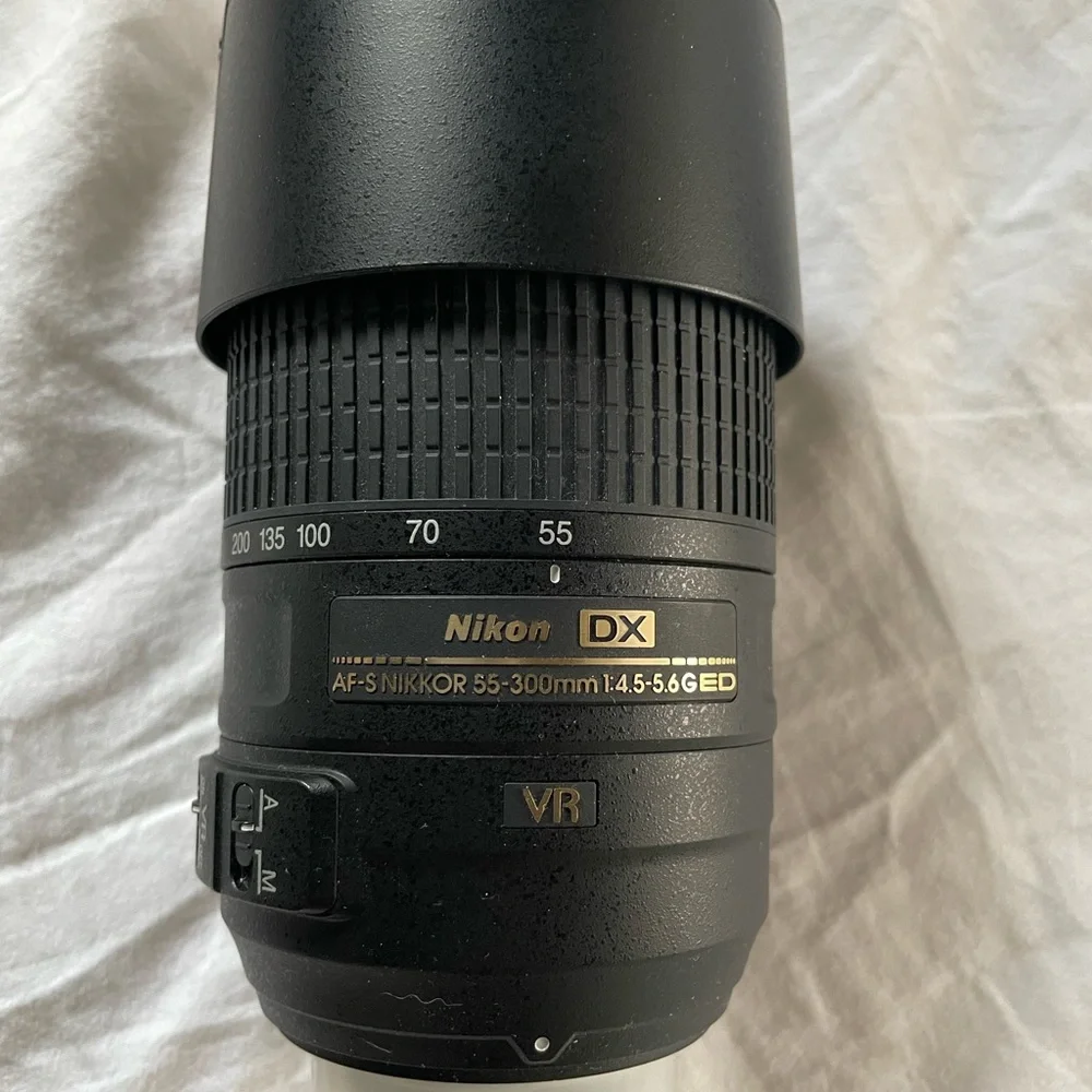 Nikon D5200 VR kit with 55-300mm lens Red limited edition